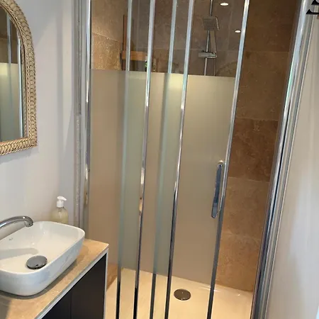Homestay Echappee Mistral - Detente Jacuzzi Prive & Brasero Eyragues